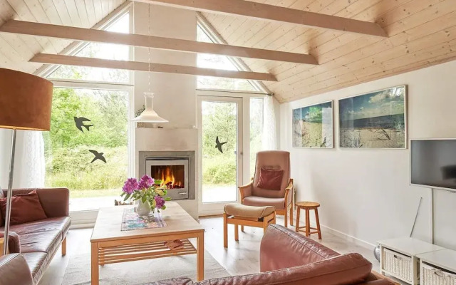 6 Person Holiday Home in Aakirkeby