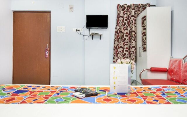 FabHotel Nest