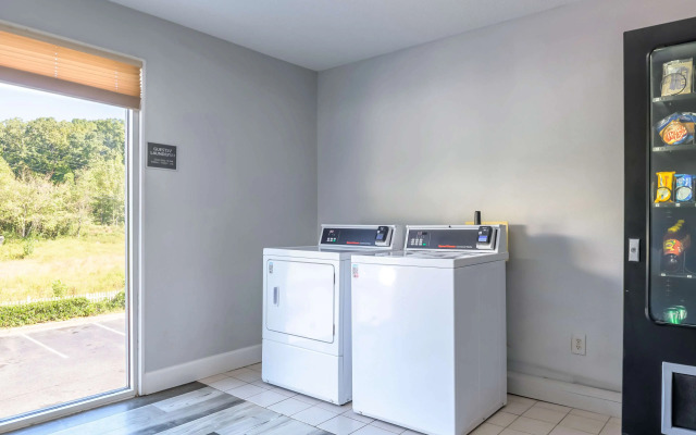 Motel 6 Dawsonville, GA - North GA Premium Outlets