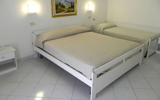 Hotel Eden