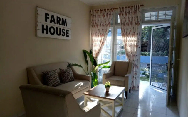 Farmhouse Homestay Jogja