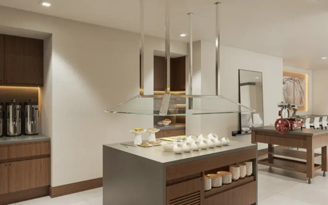 AC Hotel by Marriott Old Montreal