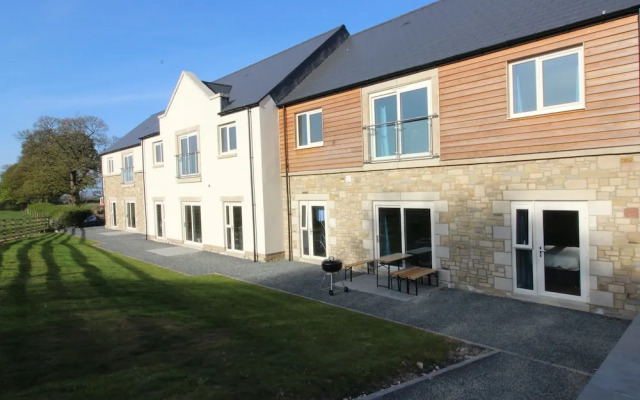 Plawsworth Aparthotel