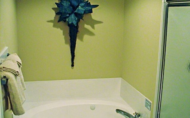 Sapphire Resorts @ Holiday Beach Resort-Phase II, Destin, USA