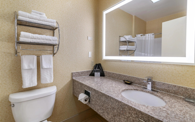 Best Western Plus Keene Hotel