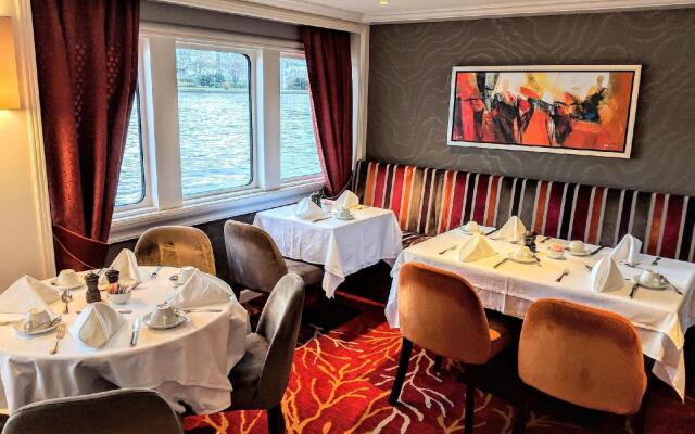 Select MS Charles Dickens - Neuss
