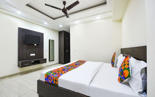 FabHotel Dwarka Residency