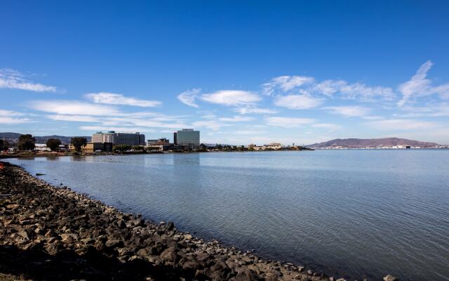 Crowne Plaza San Francisco Airport, an IHG Hotel