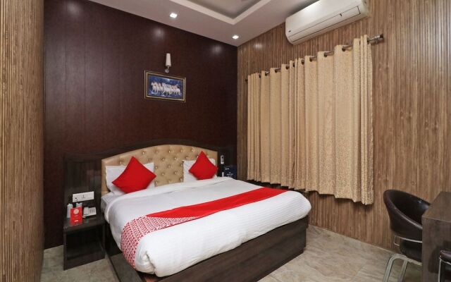 OYO 1125 Hotel City Point