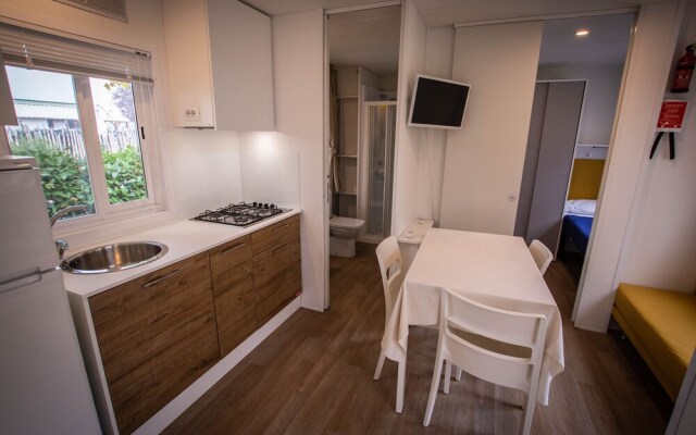 Cottage Eco House - Ideal for 4 People