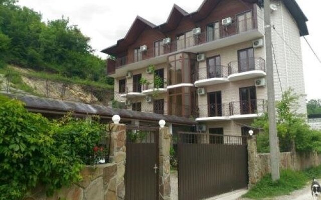 Mashuk Guest House