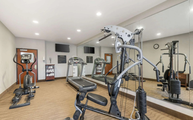 Comfort Inn & Suites