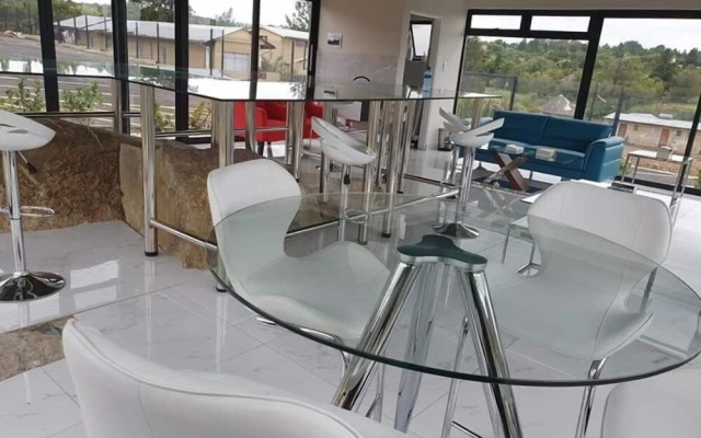 Louisville Guest Lodge