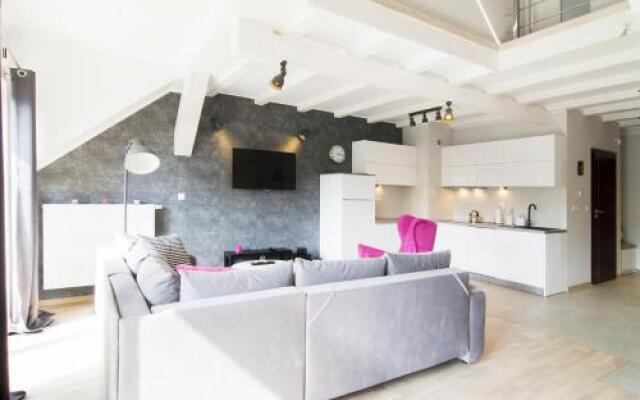 Apartament Czerwone Maki Tęczowe Wzgórze