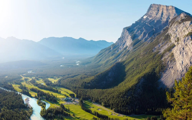Fairmont Banff Springs Gold Experience