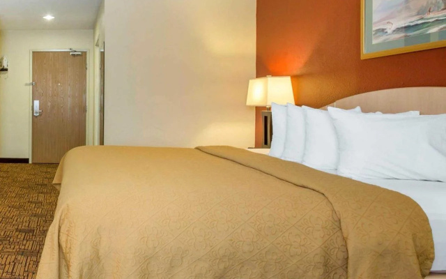 Quality Inn & Suites