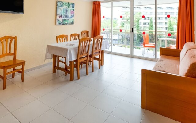 Comfy Apartment in Salou Catalonia With Pool
