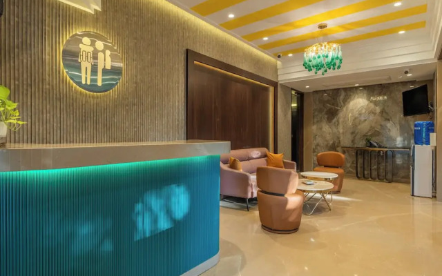 The Hosteller Mumbai, International Airport