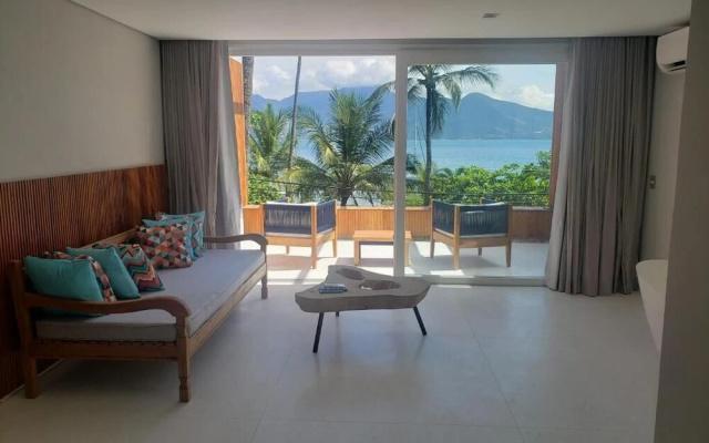 Bahari Suites