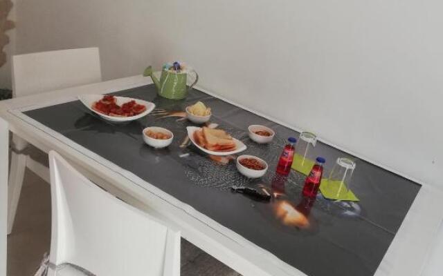 V&M Suite Con Jacuzzi (Adults Only)