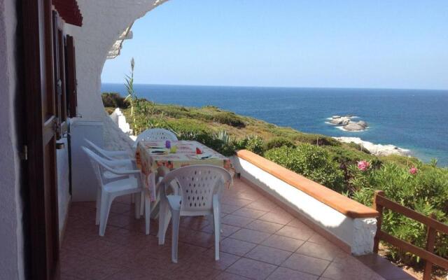 Villaggio polifemo 38 Località Cala Sapone