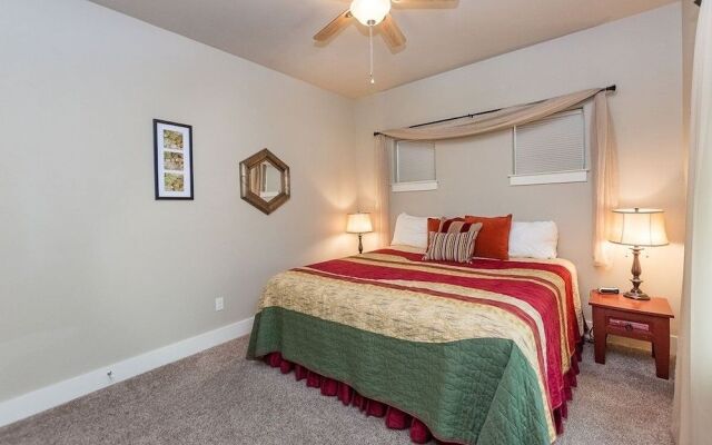 Far View Gasthaus 2 Bedroom Apts by RedAwning