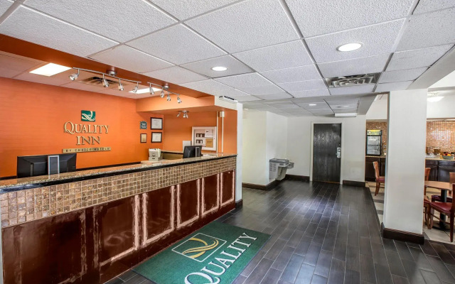 Quality Inn Airport - Southeast