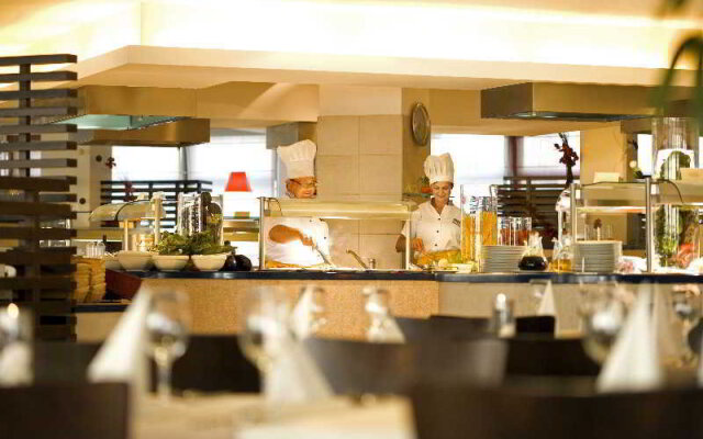 Pinea Valamar Collection Resort