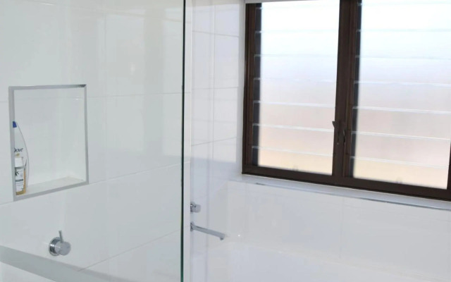 Waterford Apartment 5