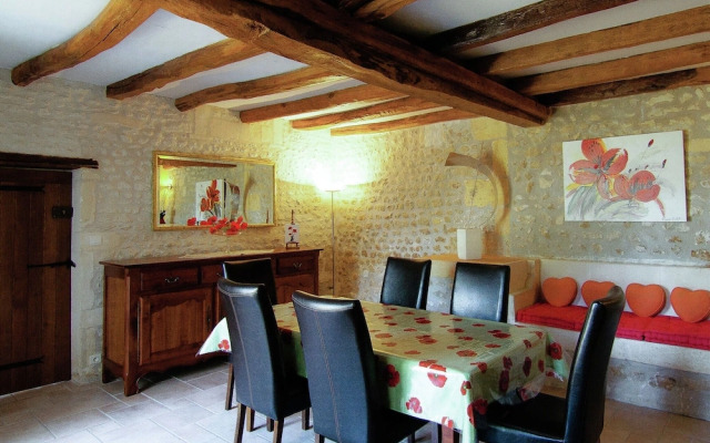 Luxury Apartment With Terrace, Sauna, Tennis, Pool