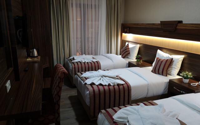 Vision Deluxe Hotel