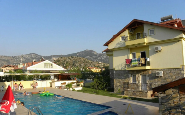 Ada Apart Hotel