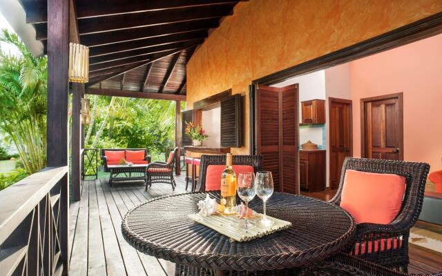 Le Phare Bleu Marina Resort