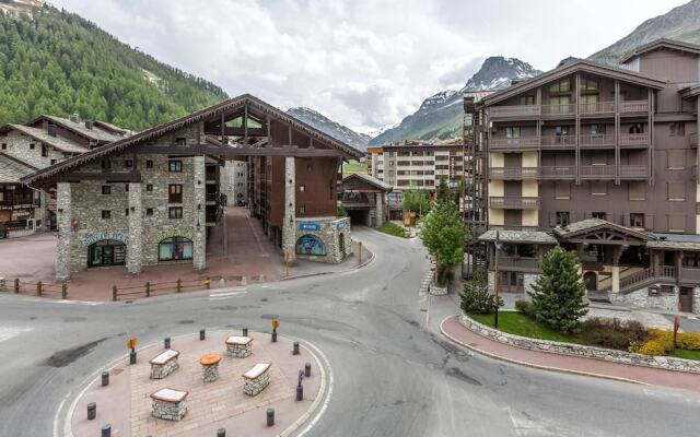AND43 - Centre Val d'Isère - Proximité front de neige et Commerces.