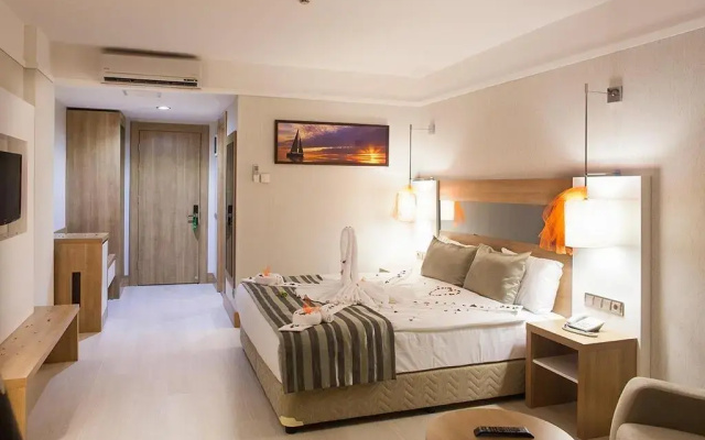 Cherry Garden City & Spa Hotel