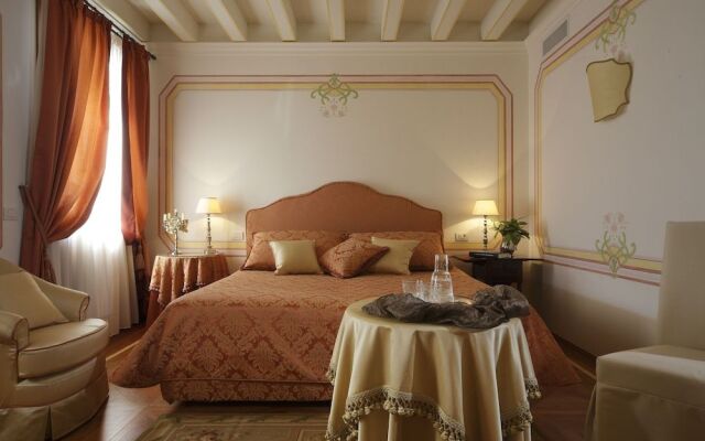 Villa Contarini Nenzi Hotel & SPA