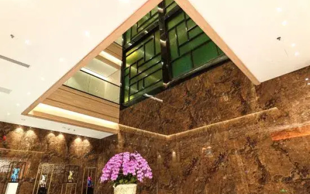 No.1 International Hotel