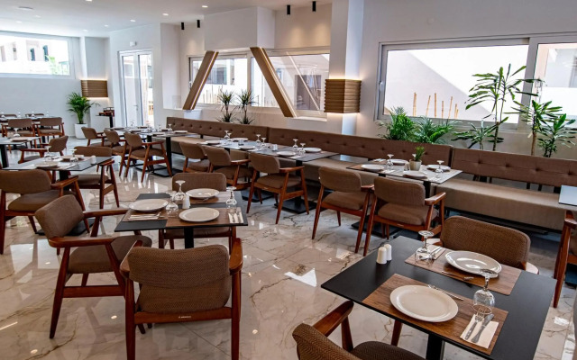 Elmi Suites Beach Hotel - All Inclusive