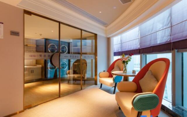 Mercure Jinan west railway station