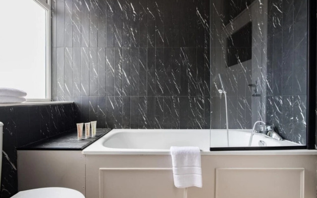 The Hendon Escape - Elegant 3bdr Flat