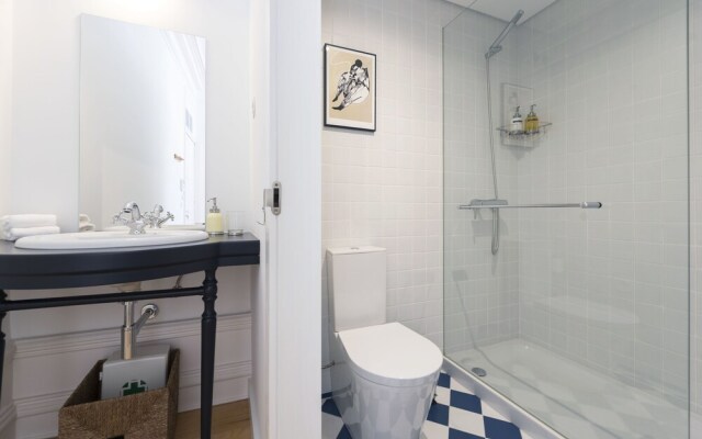 Tripas-Coração, São Bento Apartments