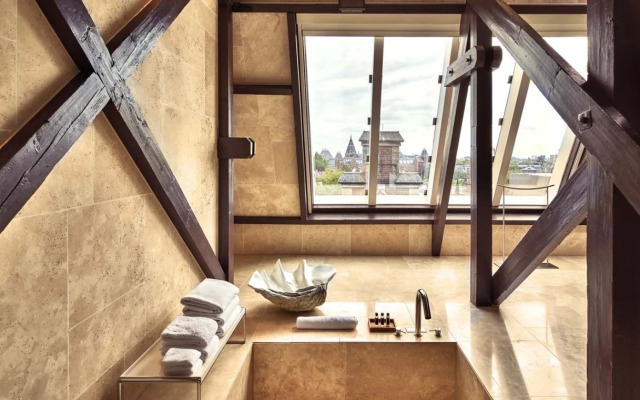 Conservatorium Hotel