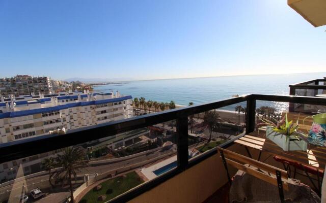 1st LINE BEACH APARTMENT Aloha Sun Benalmádena