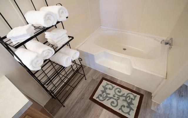 Bluff Haus at Lake Placid