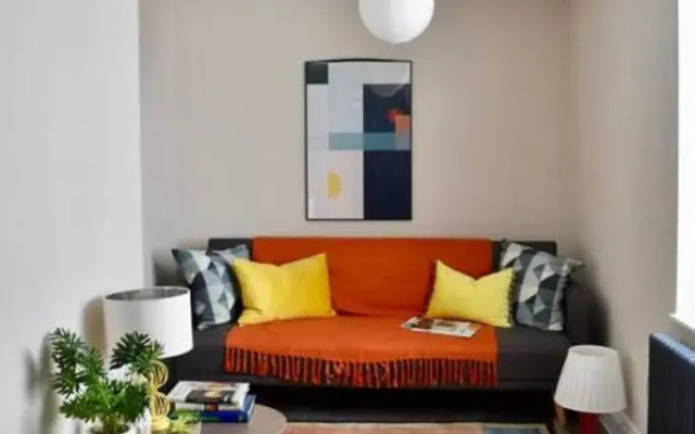 Spacious 4 Bedroom Flat in Central Brighton