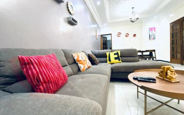 Mam Lovely 3-bed Apartment in Dakar-almadies