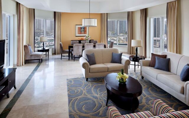 Dubai Marriott Harbour Hotel & Suites