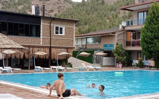 Vural Termal Apart Otel