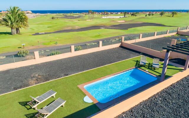 Villa Tamarindos: Large Heated Private Pool, Sea Views, A/C, WiFi
