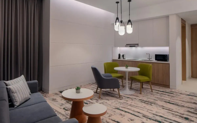 Staybridge Suites Dubai Business Bay by IHG